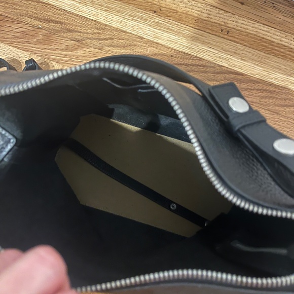 ALLSAINTS All Saints Kita Pebbled Leather Crossbody Shoulder Bag Black - Picture 6 of 6